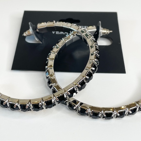 NWT Simply Vera Vera Wang 50% recycled silver black hoop oversized earrings - Picture 3 of 4